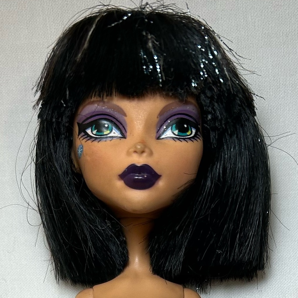 Cleo De Nile Monster High Fashion Doll - Picture 13 of 13